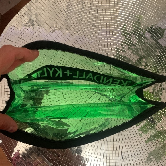 Kendall + Kylie cosmetic bag new - Picture 4 of 7